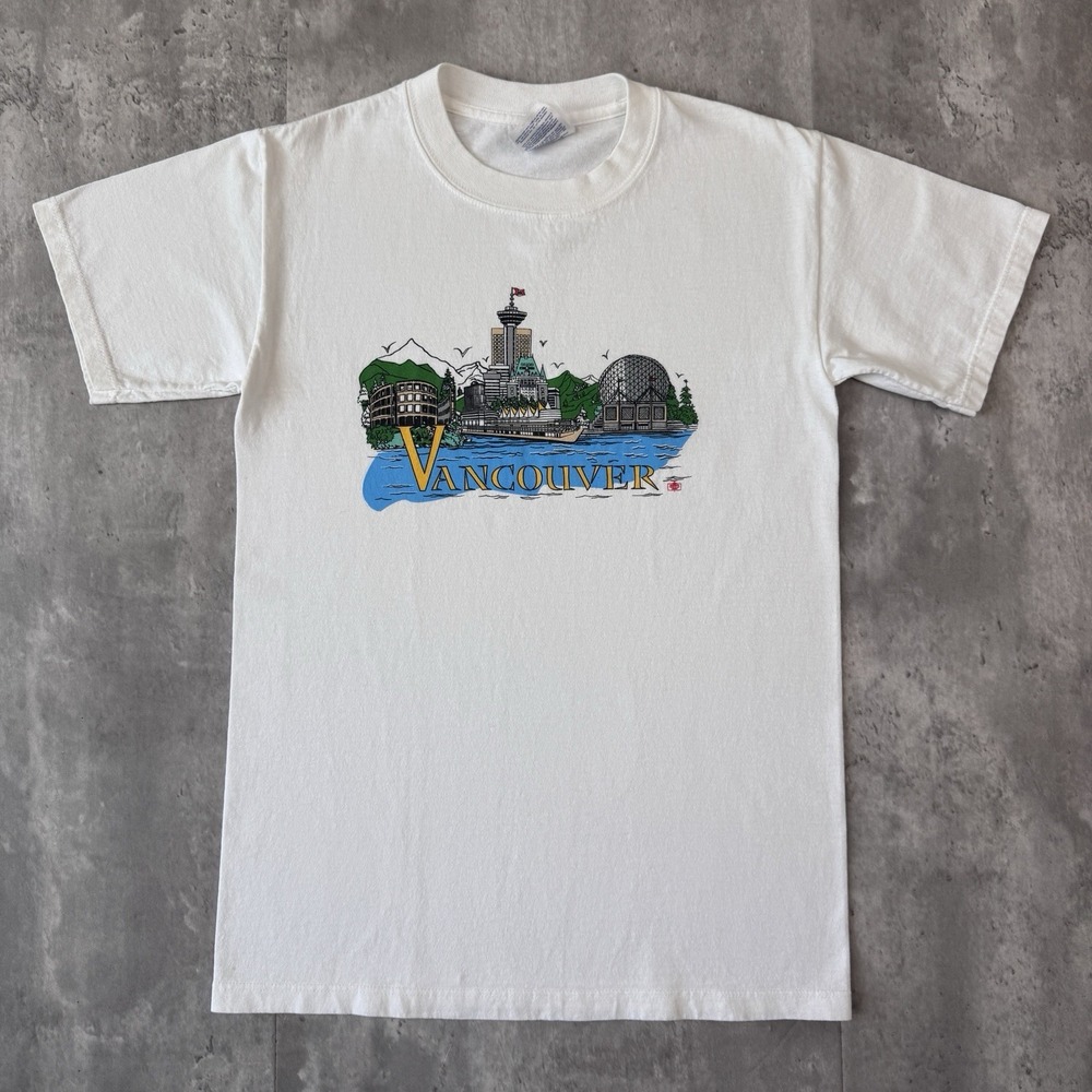 Vintage Vancouver T-Shirt Mens S White Canada Skyline Souvenir Tourist 90s Y2K